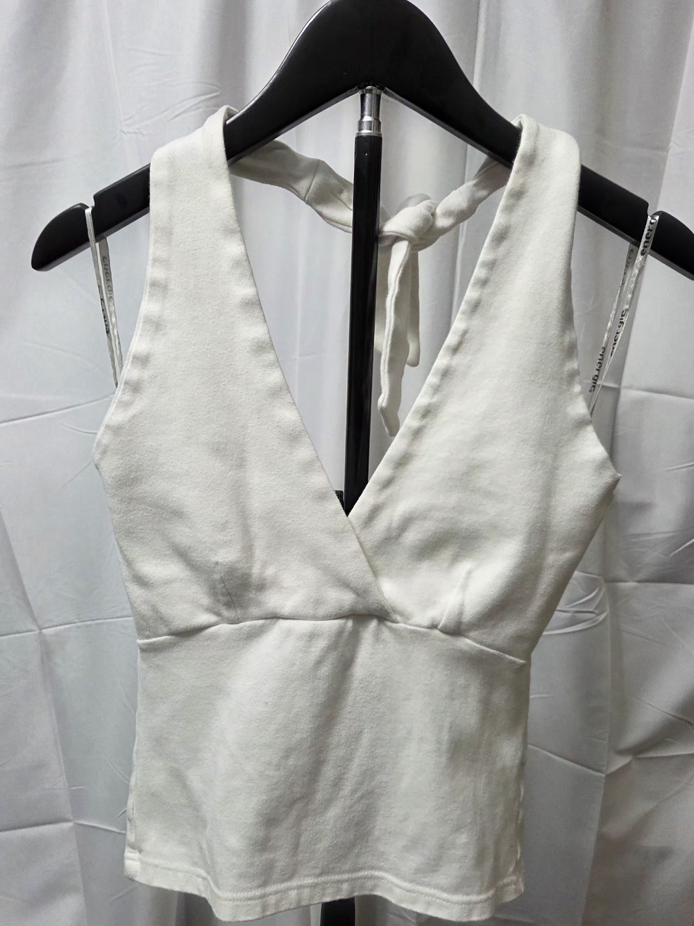 VTG 2000s Energie White V-Neck Tie Halter Top - M